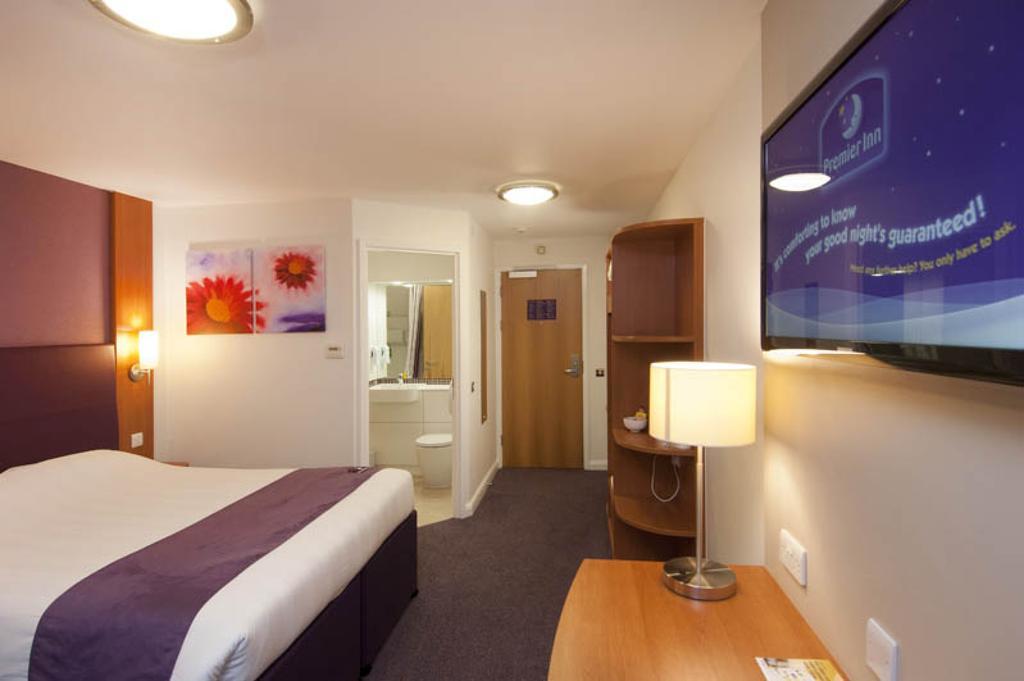 Premier Inn Braintree - A120 Ngoại thất bức ảnh